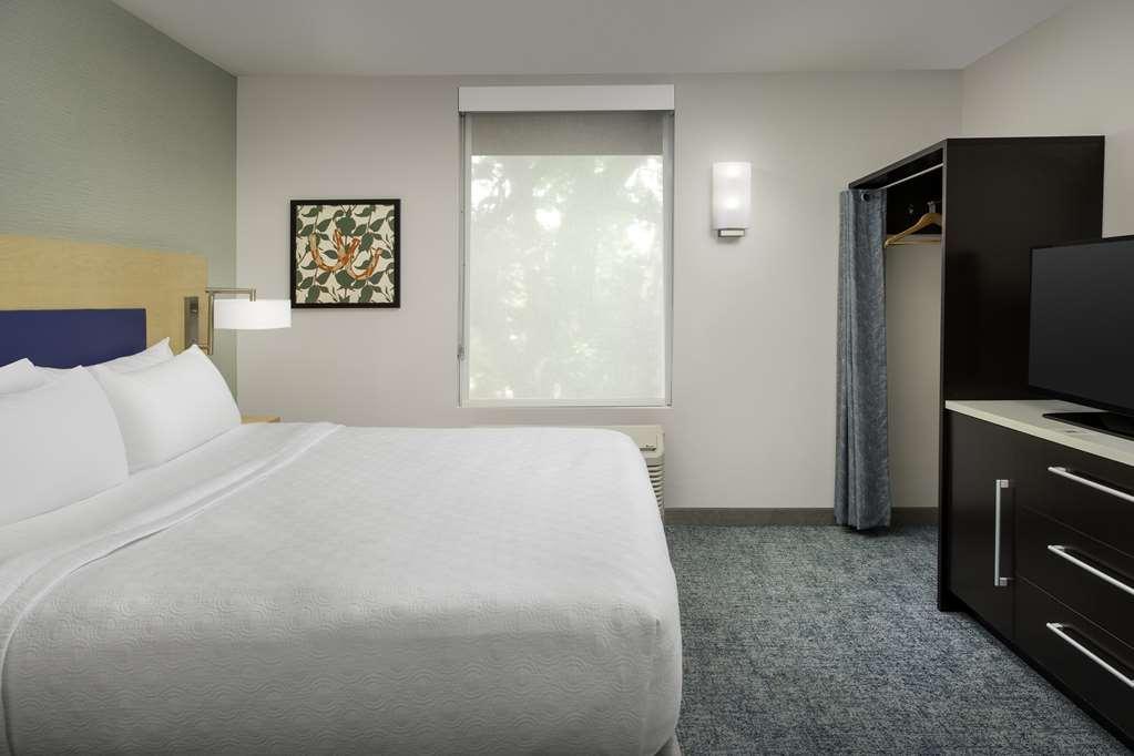 Home2 Suites By Hilton Lexington University / Medical Center Номер фото
